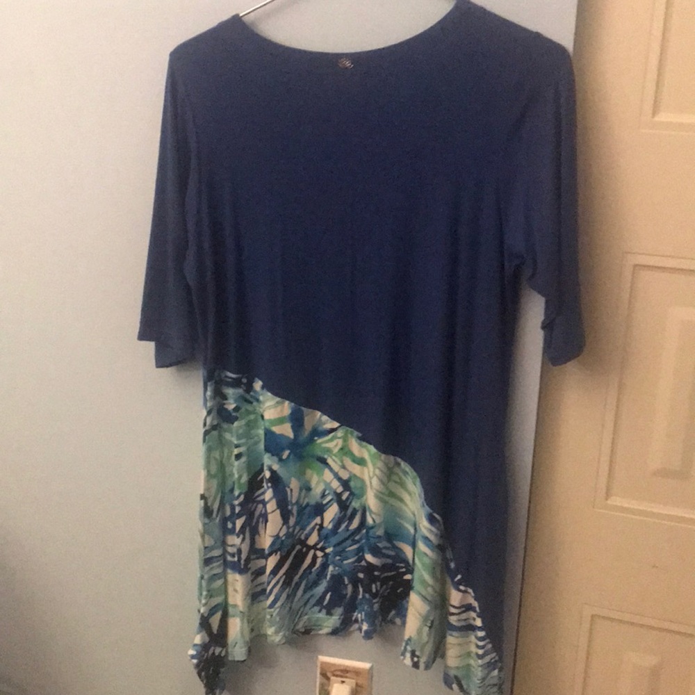 Float knit top - Picture 2 of 2